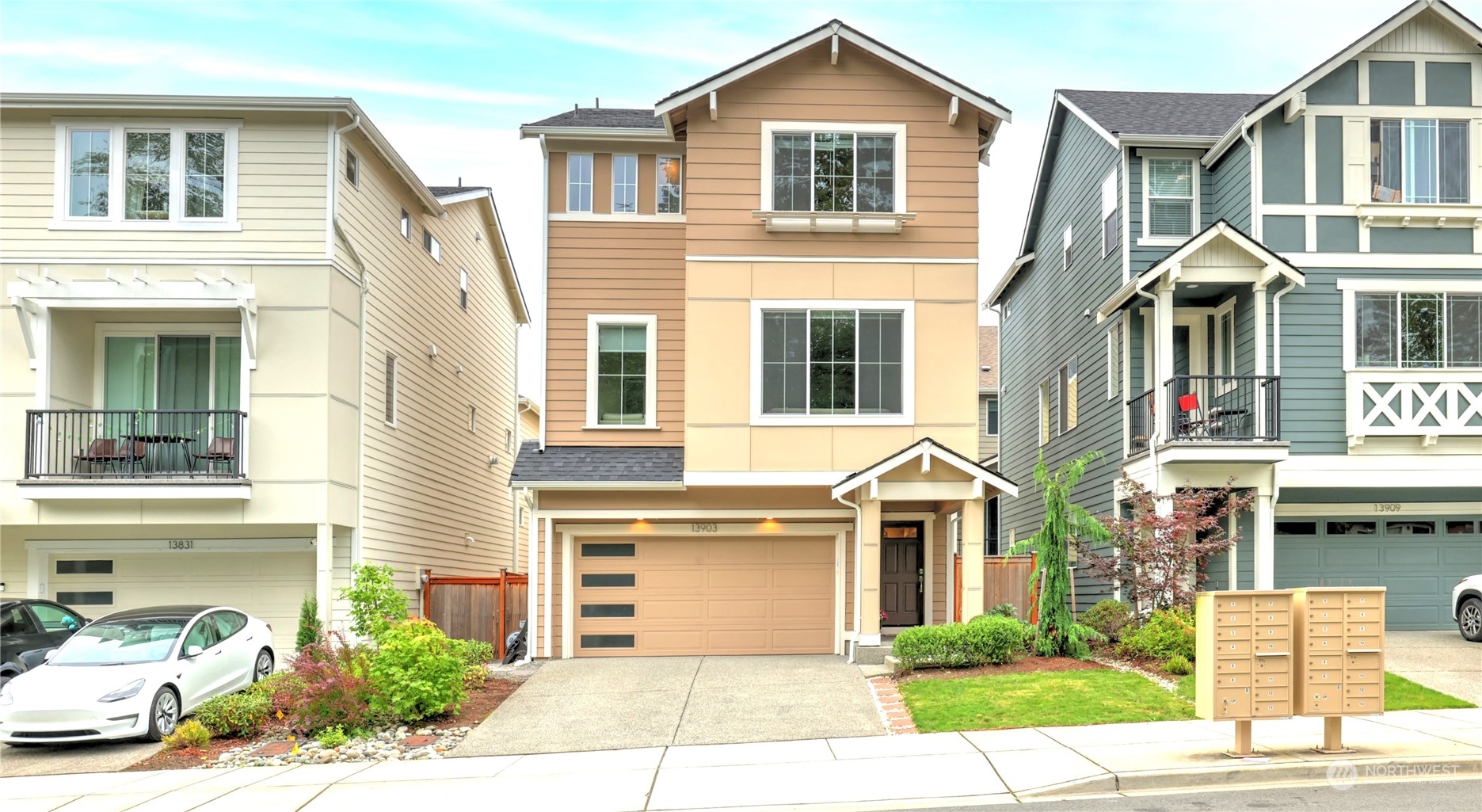 14th Pl, Lynnwood, WA 98087