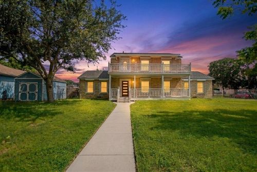 104 12th Ave N, Texas City, TX, 77590-6345 | Card Image