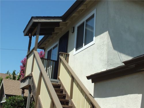 2517 E 4th St, Long Beach, CA, 90814-7347 | Card Image