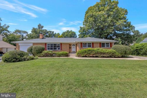 314 N Van Buren St, Rockville, MD, 20850-1833 | Card Image