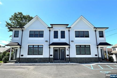 501 N Midland Ave, Saddle Brook, NJ, 07663-5535 | Card Image