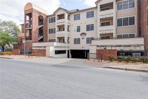 327-501 W 26th St, Austin, TX, 78705-4587 | Card Image