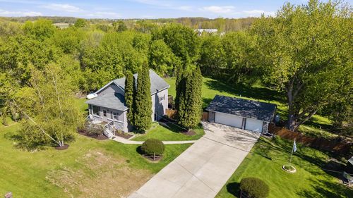 W6104 State Road 33, JUNEAU, WI, 53039-9615 | Card Image
