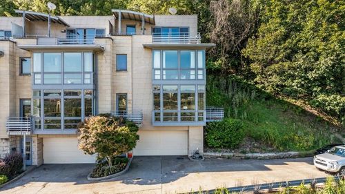 46 Windom Hill Pl, Pittsburgh, PA, 15203-1339 | Card Image