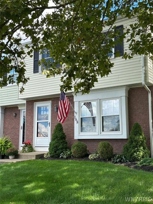 168 Holiday Ln, Hamburg, NY, 14075-4204 | Card Image