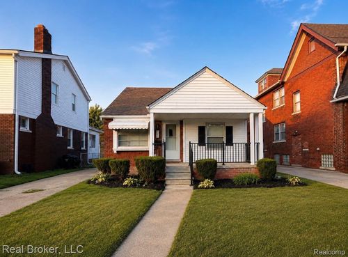 3640 Devonshire Rd, Detroit, MI, 48224-3632 | Card Image