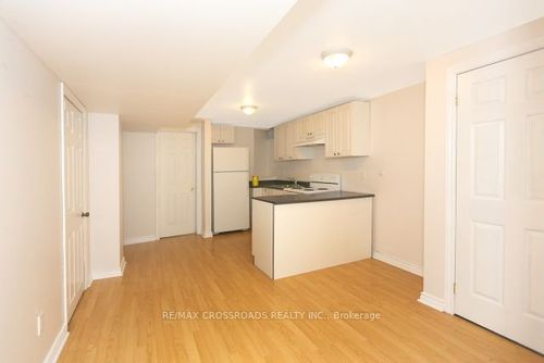 b2-1 Muirbank Blvd, Scarborough, ON, M1C4R8 | Card Image