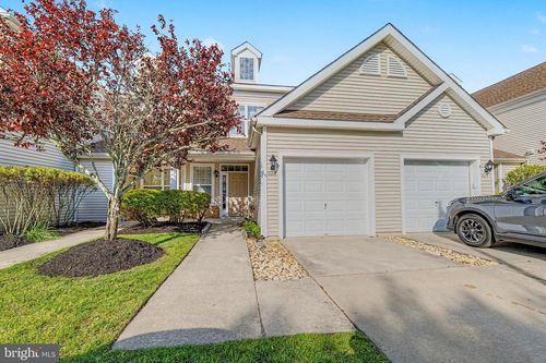 606 London Court Ii, Egg Harbor Township, NJ, 08234-5014 | Card Image