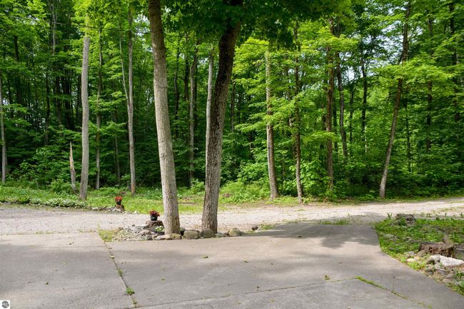 2481 S Schomberg Rd, House other with 3 bedrooms, 2 bathrooms and null parking in Lake Leelanau MI | Image 52
