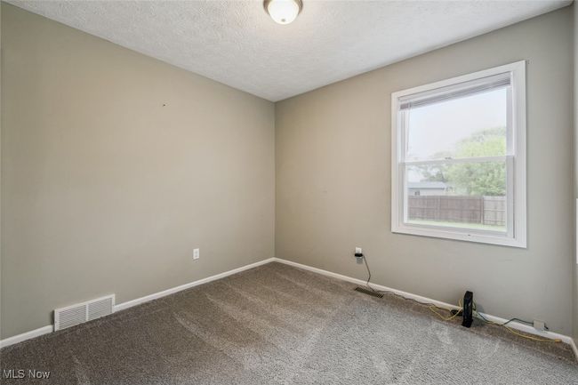18 Lakeview Ct, House other with 3 bedrooms, 2 bathrooms and null parking in Lagrange OH | Image 24