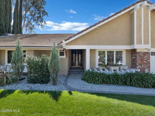 1590 Meander Dr, Simi Valley, CA, 93065-5761 | Card Image