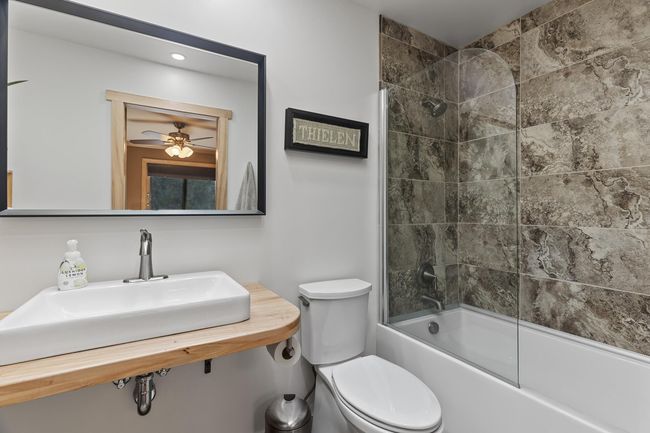 Primary bathroom | Image 18