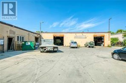 9 Meadow Lane, Dundas, ON, L9H1L1 | Card Image