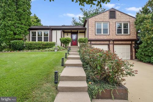 5515 Buggy Whip Dr, CENTREVILLE, VA, 20120-1687 | Card Image