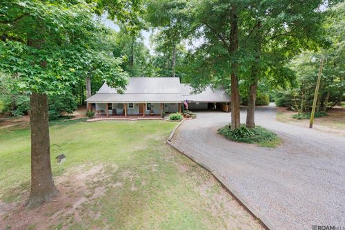 7000 Barrow Creek Dr, Saint Francisville, LA, 70775-4624 | Card Image