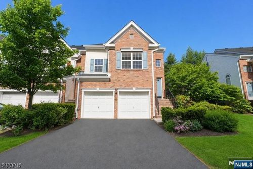 330 Winthrop Dr, Nutley, NJ, 07110-3932 | Card Image