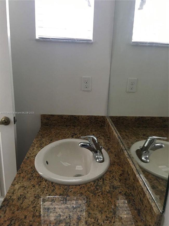 1810 - 14663 Sw 9 Th St, Townhouse with 3 bedrooms, 4 bathrooms and null parking in Pembroke Pines FL | Image 14