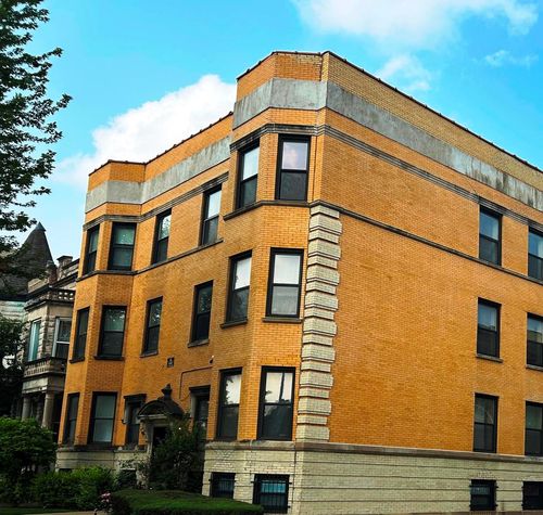 3-800 S Independence Blvd, Chicago, IL, 60624-4154 | Card Image