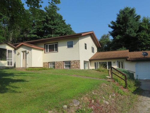 120 Division Court, IOLA, WI, 54945 | Card Image