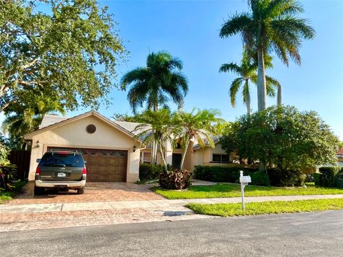 12626 Sw 9th Pl, Davie, FL, 33325-5590 | Card Image