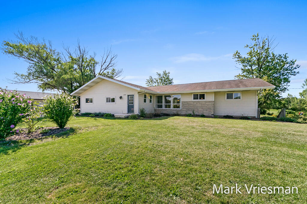 Cleveland St, Nunica, MI 49448