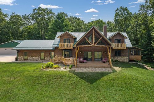 S2025 Park Ln, Reedsburg, WI, 53959-9058 | Card Image