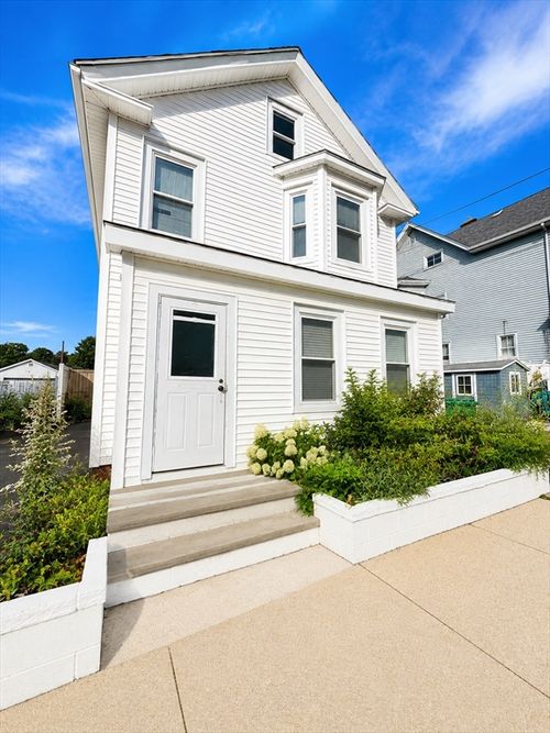 209 Fayette St, Lynn, MA, 01902-2239 | Card Image
