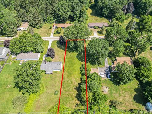 0000 Edmonton St, Farmington, MI, 48335 | Card Image