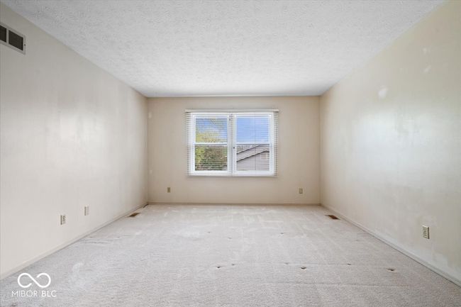 7424 Prairie Lake Dr, Condo with 1 bedrooms, 2 bathrooms and null parking in Indianapolis IN | Image 19