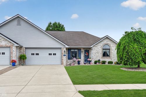 175 Warwick Way, Pendleton, IN, 46064-9479 | Card Image