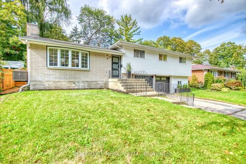 13 Parkside Dr, Trenton, ON, K8V5L6 | Card Image
