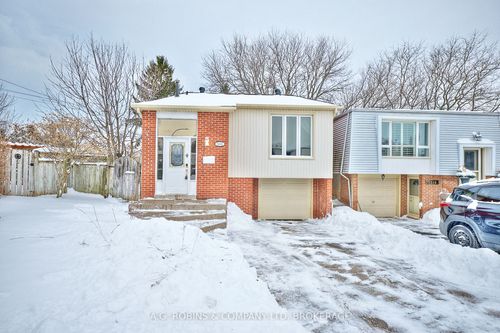 3312 Hannibal Rd, Burlington, ON, L7M1R7 | Card Image