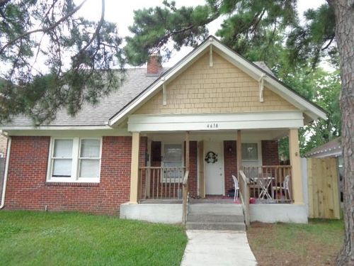 2-4618 Clay St, Houston, TX, 77023-1261 | Card Image