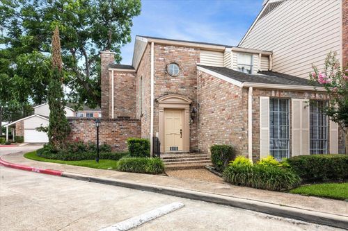 103-5815 Lynbrook Dr, Houston, TX, 77057-2205 | Card Image
