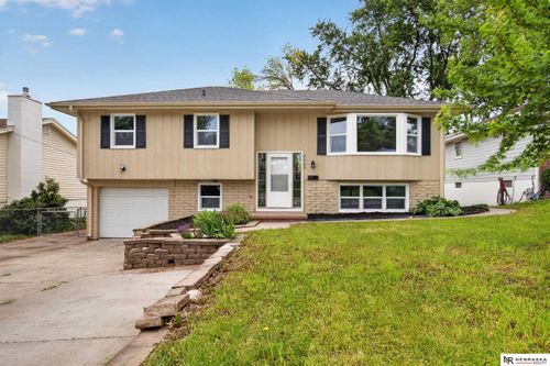 5005 S 90th St, Omaha, NE, 68127-2446 | Card Image