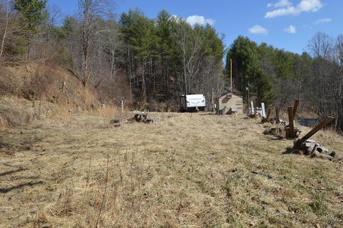 1617 Pot Rock Rd, Woodlawn, VA, 24381-4847 | Card Image