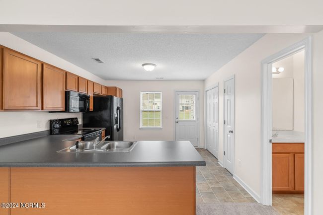 UNIT-6 - 200 Lanieve Ct, Townhouse with 2 bedrooms, 3 bathrooms and null parking in Hubert NC | Image 8