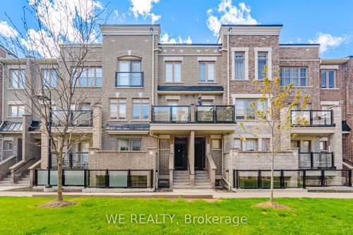 276-60 Parrotta Dr, Toronto, ON, M9M0E5 | Card Image