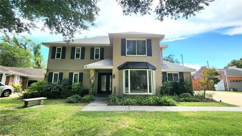 106 Brentwood Dr, Belle Chasse, LA, 70037-2632 | Card Image