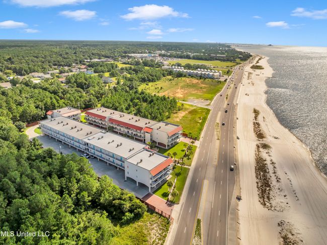 1453EBeachBlvd-34 | Image 34
