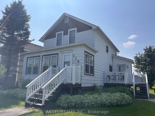 115 Fourteenth Ave, Cochrane, ON, P0L1C0 | Card Image