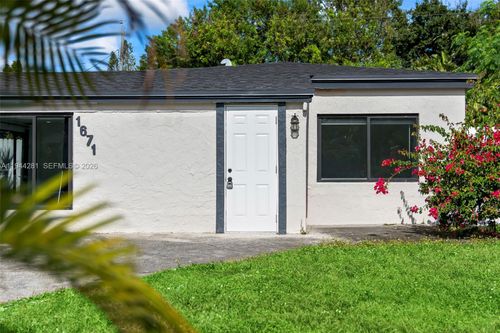 1671-1671 Ne 174th St, North Miami Beach, FL, 33162-1438 | Card Image