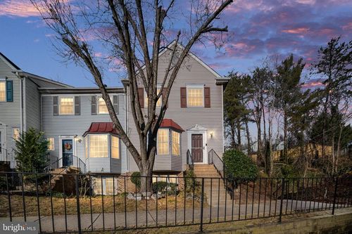 16228 Taconic Cir, DUMFRIES, VA, 22025-1529 | Card Image