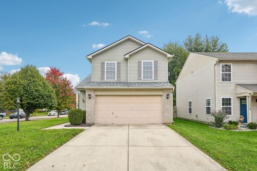 15366 Ten Point Dr, Noblesville, IN, 46060-7993 | Card Image