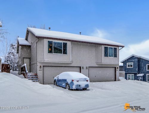 2-8867 Eagle Place Loop, Eagle River, AK, 99577-8844 | Card Image