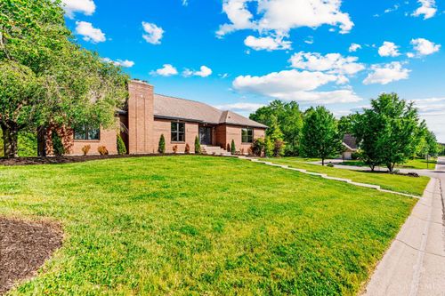 5960 Eaglet Dr, West Chester, OH, 45069-4535 | Card Image