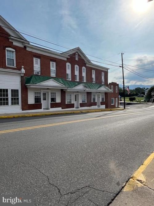 b1-307 E Main St, Stanley, VA, 22851-4027 | Card Image