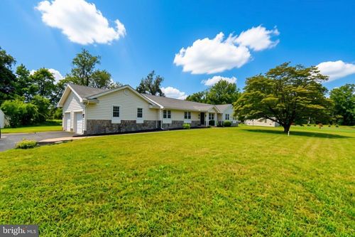 10204 Coastal Hwy, MILFORD, DE, 19963-4748 | Card Image
