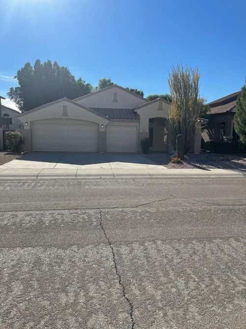 8201 W Quail Ave, Peoria, AZ, 85382-3476 | Card Image