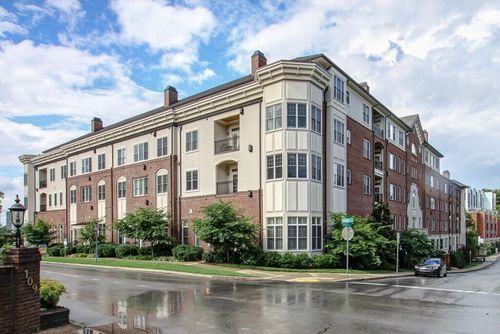 200-4120 Ridgefield Dr, Nashville, TN, 37205-2394 | Card Image